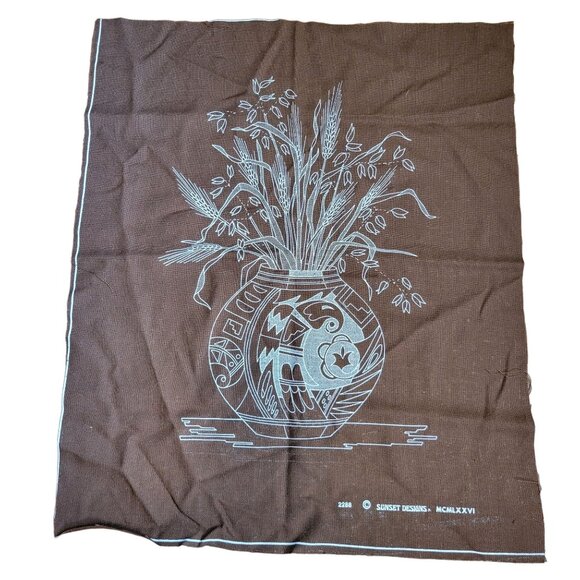 Sunset Designs Linen Fabric Embroidery Pattern Southwestern Vase Design - Picture 1 of 4